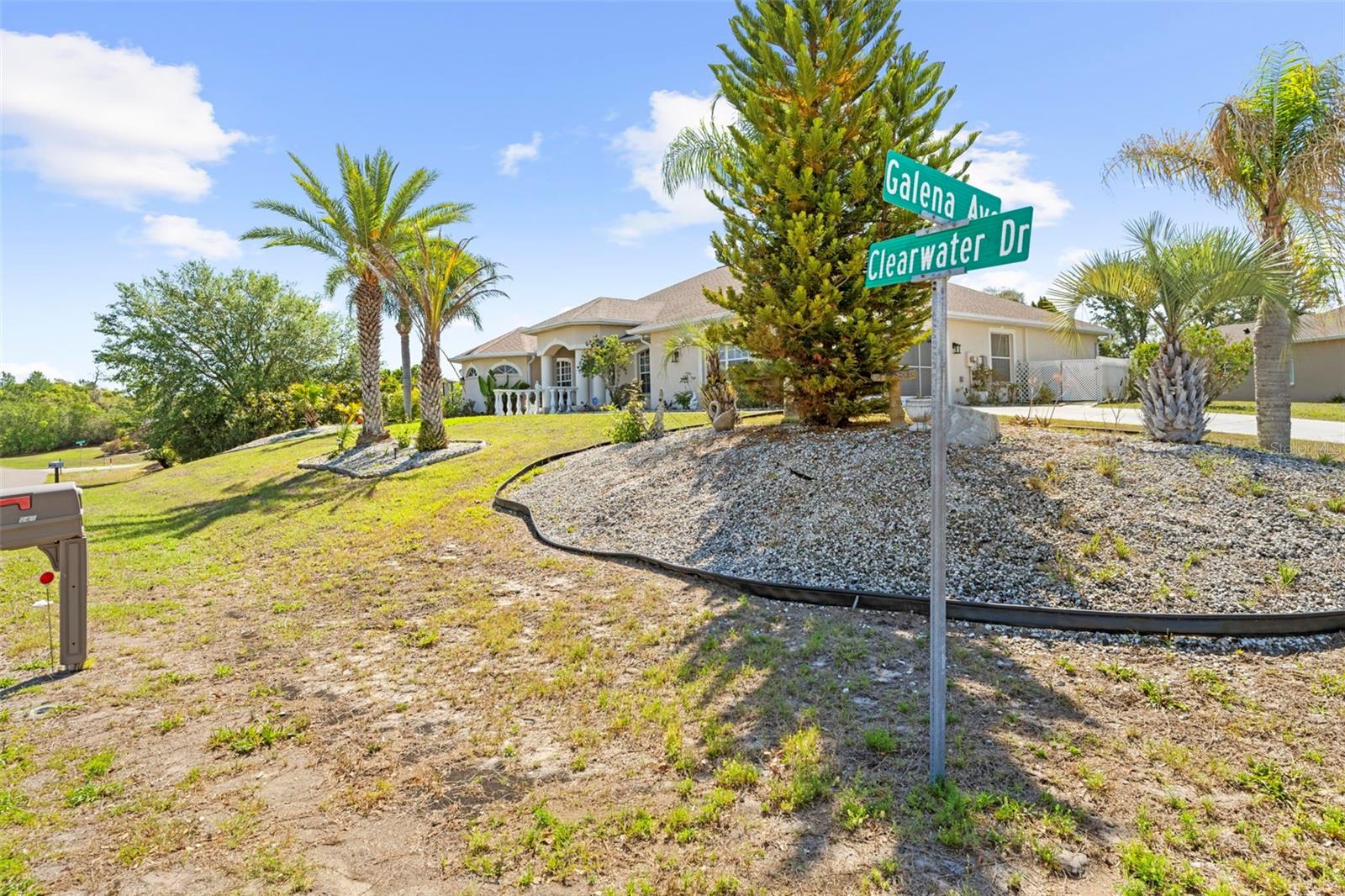 SPRING HILL - Residential