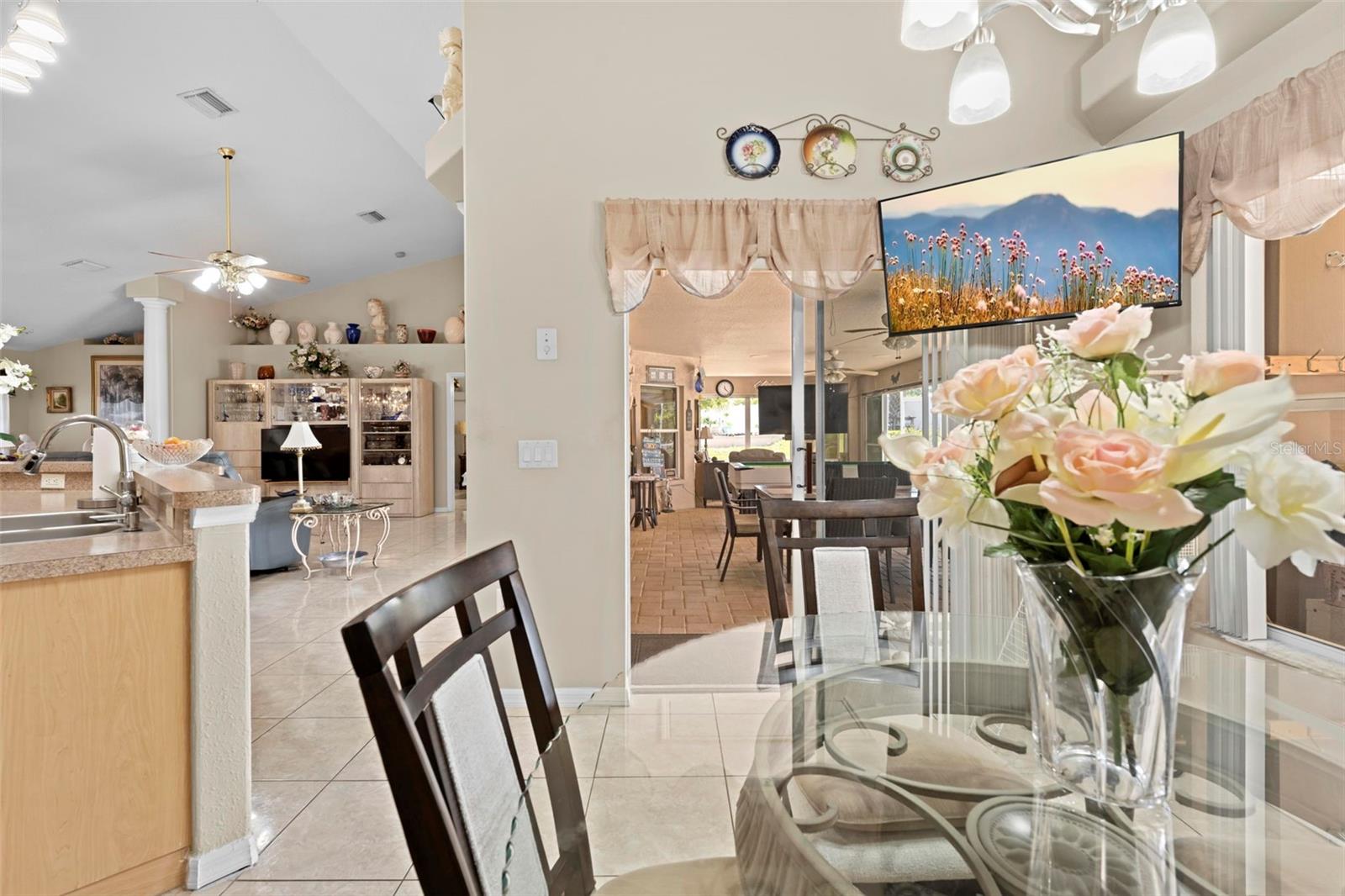 SPRING HILL - Residential