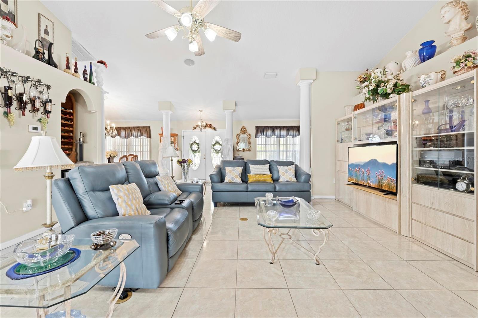 SPRING HILL - Residential