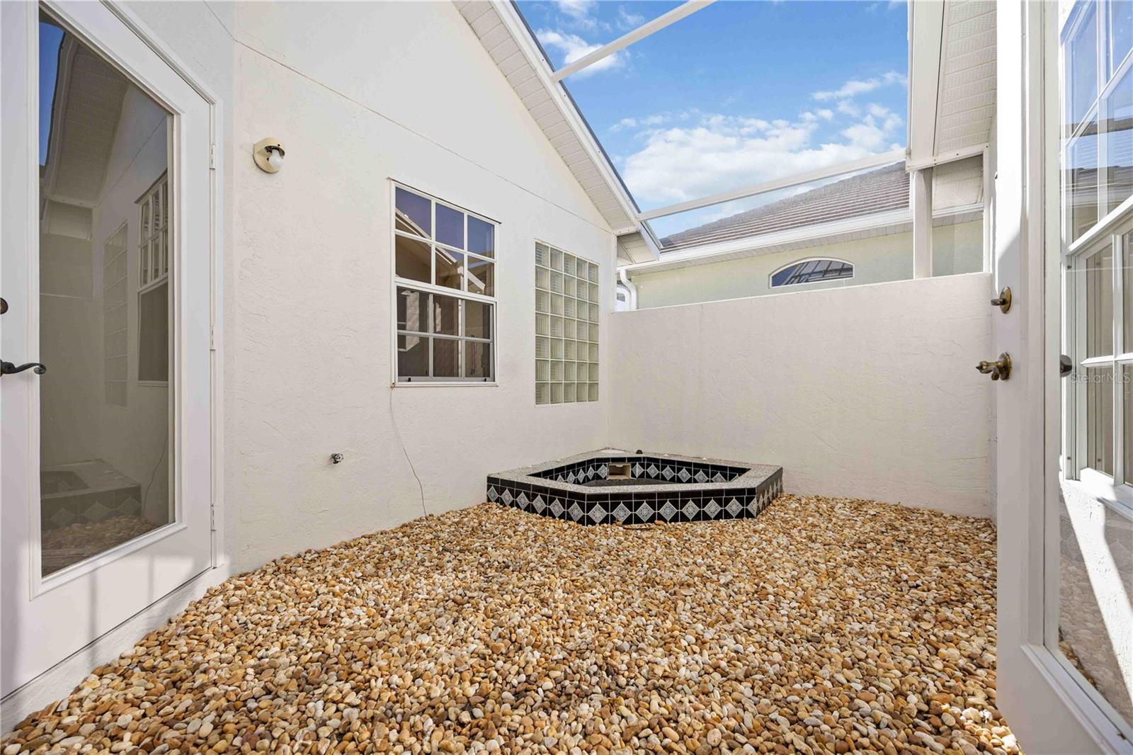 CAPE HAZE WINDWARD - Residential