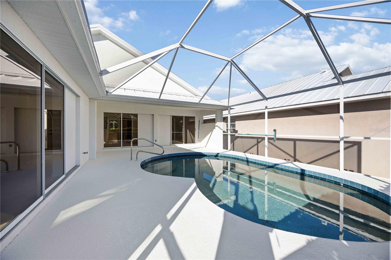 CAPE HAZE WINDWARD - Residential