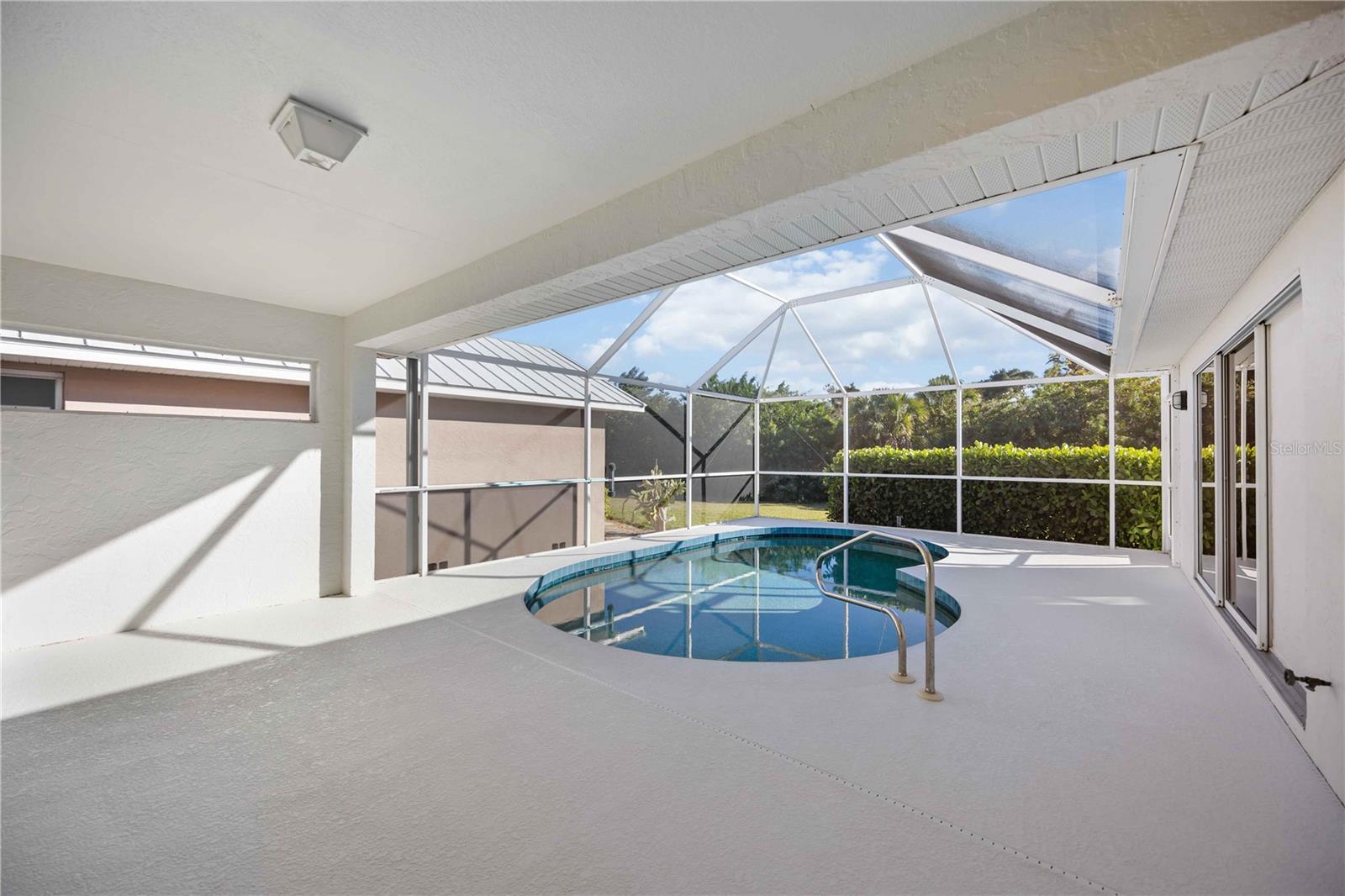 CAPE HAZE WINDWARD - Residential