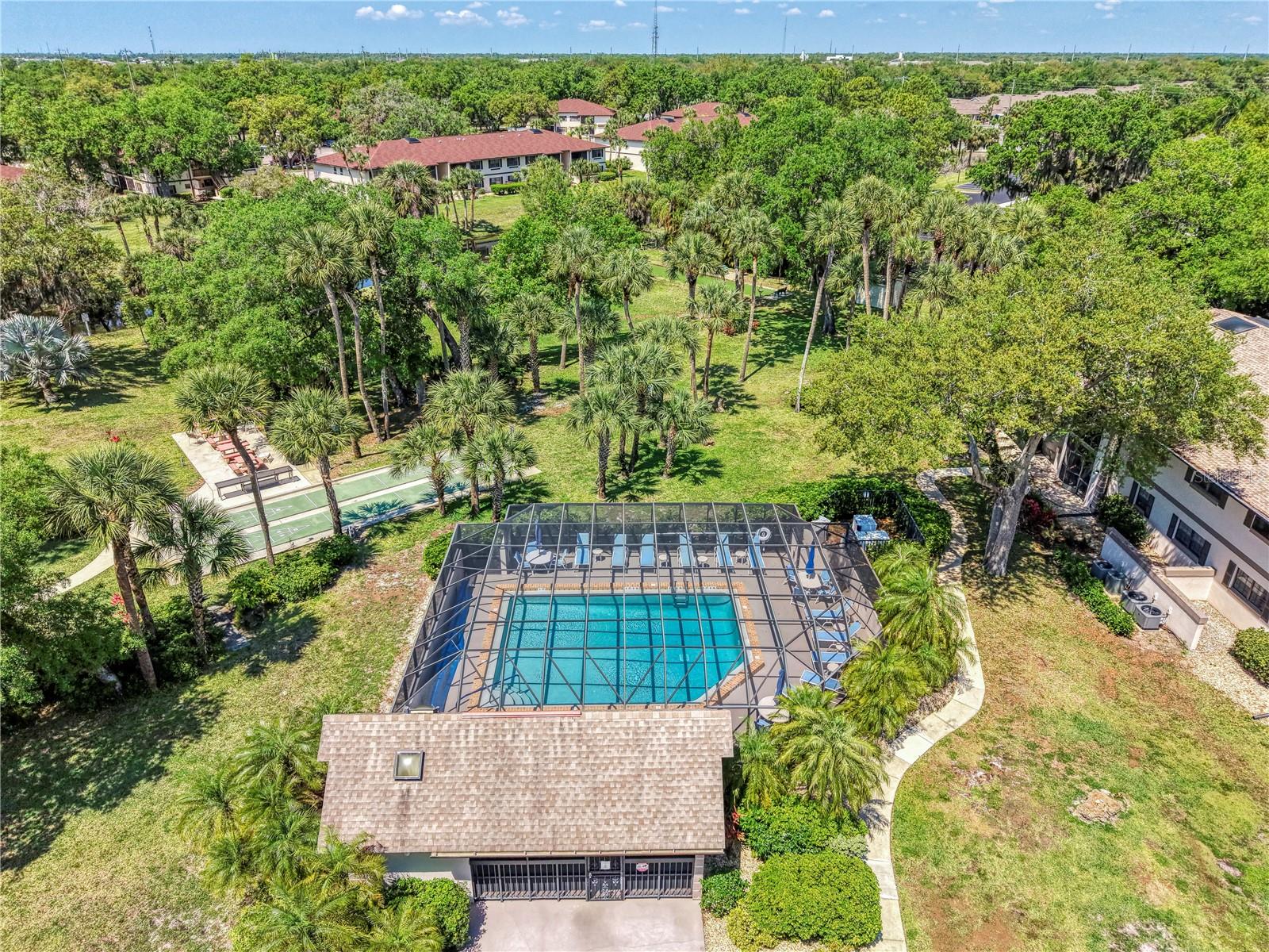 OAK FORREST - Residential