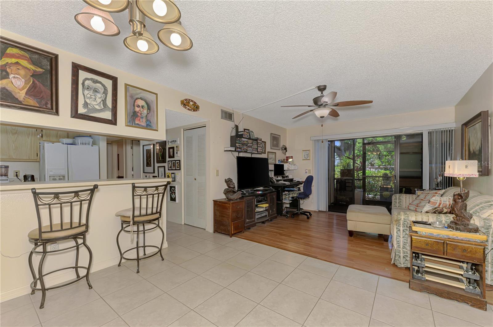 OAK FORREST - Residential