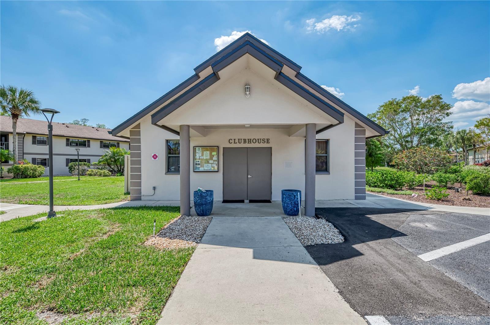 OAK FORREST - Residential