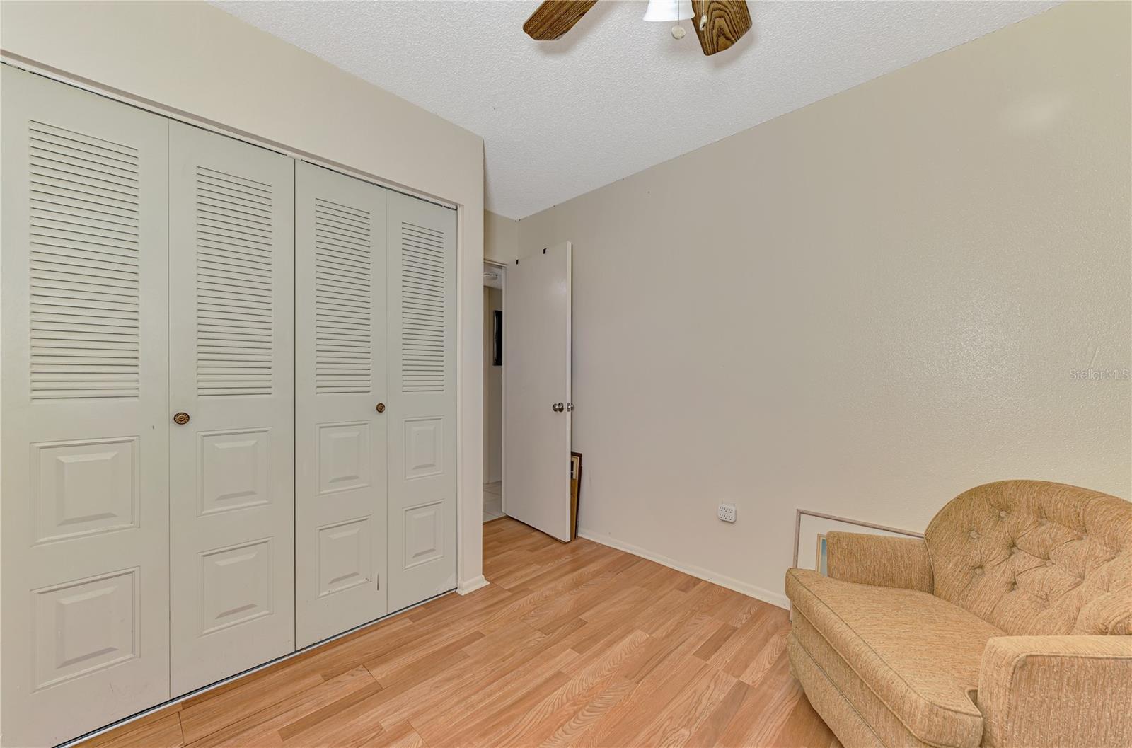 OAK FORREST - Residential