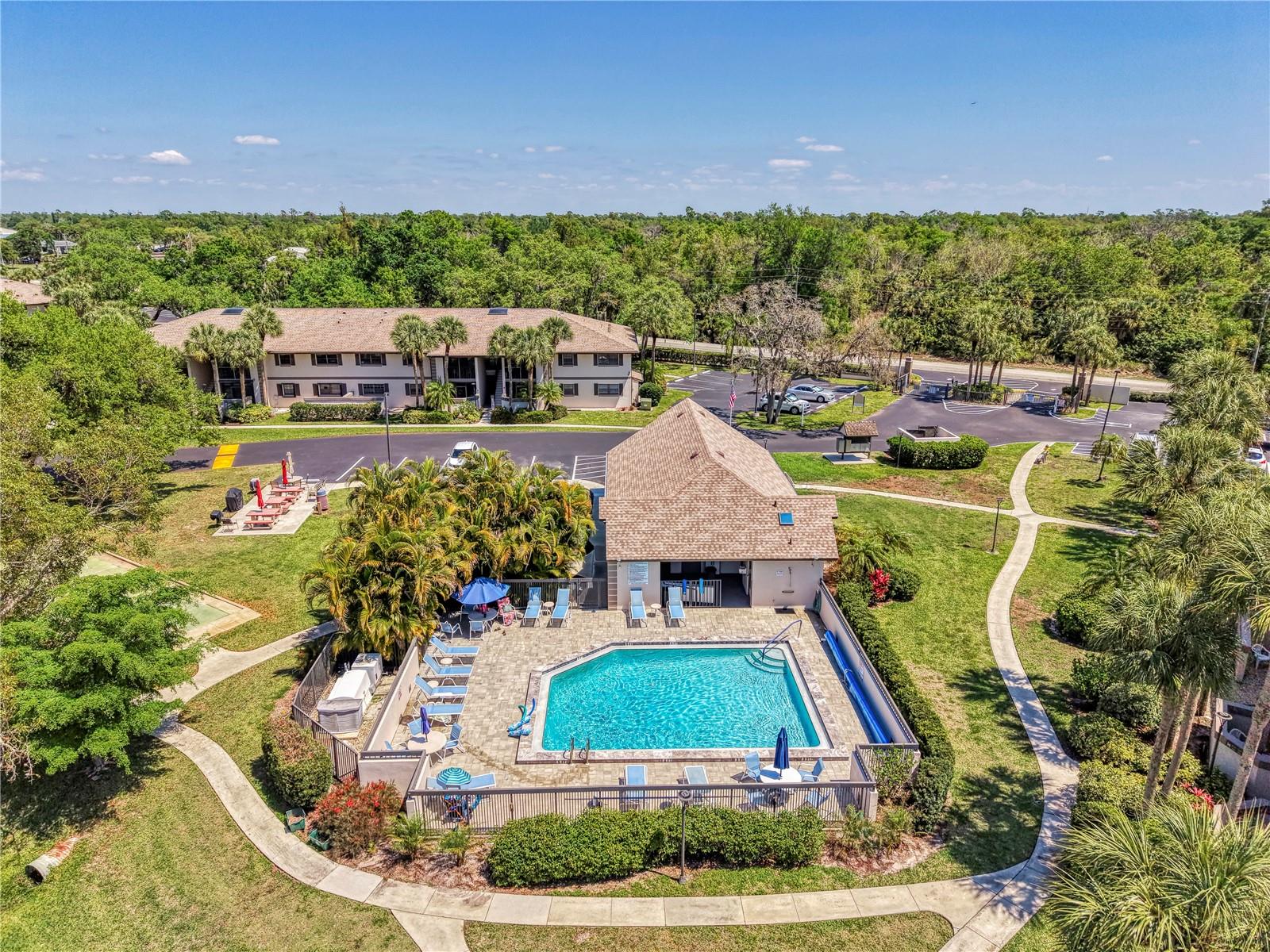 OAK FORREST - Residential