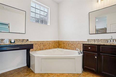 Tiny photo for 12371 NE 48th Circle, Oxford, FL 34484 (MLS # G5109859)