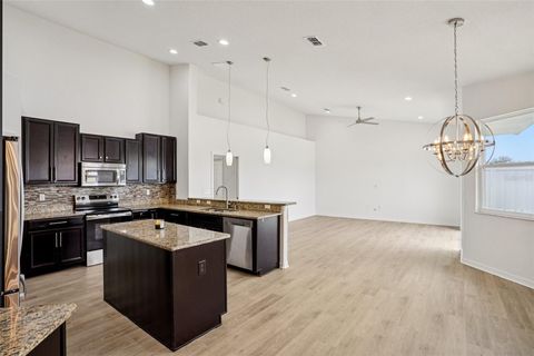 Tiny photo for 12371 NE 48th Circle, Oxford, FL 34484 (MLS # G5109859)