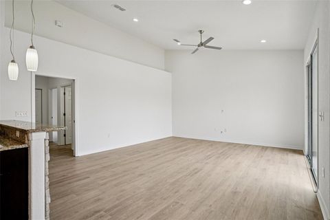 Tiny photo for 12371 NE 48th Circle, Oxford, FL 34484 (MLS # G5109859)