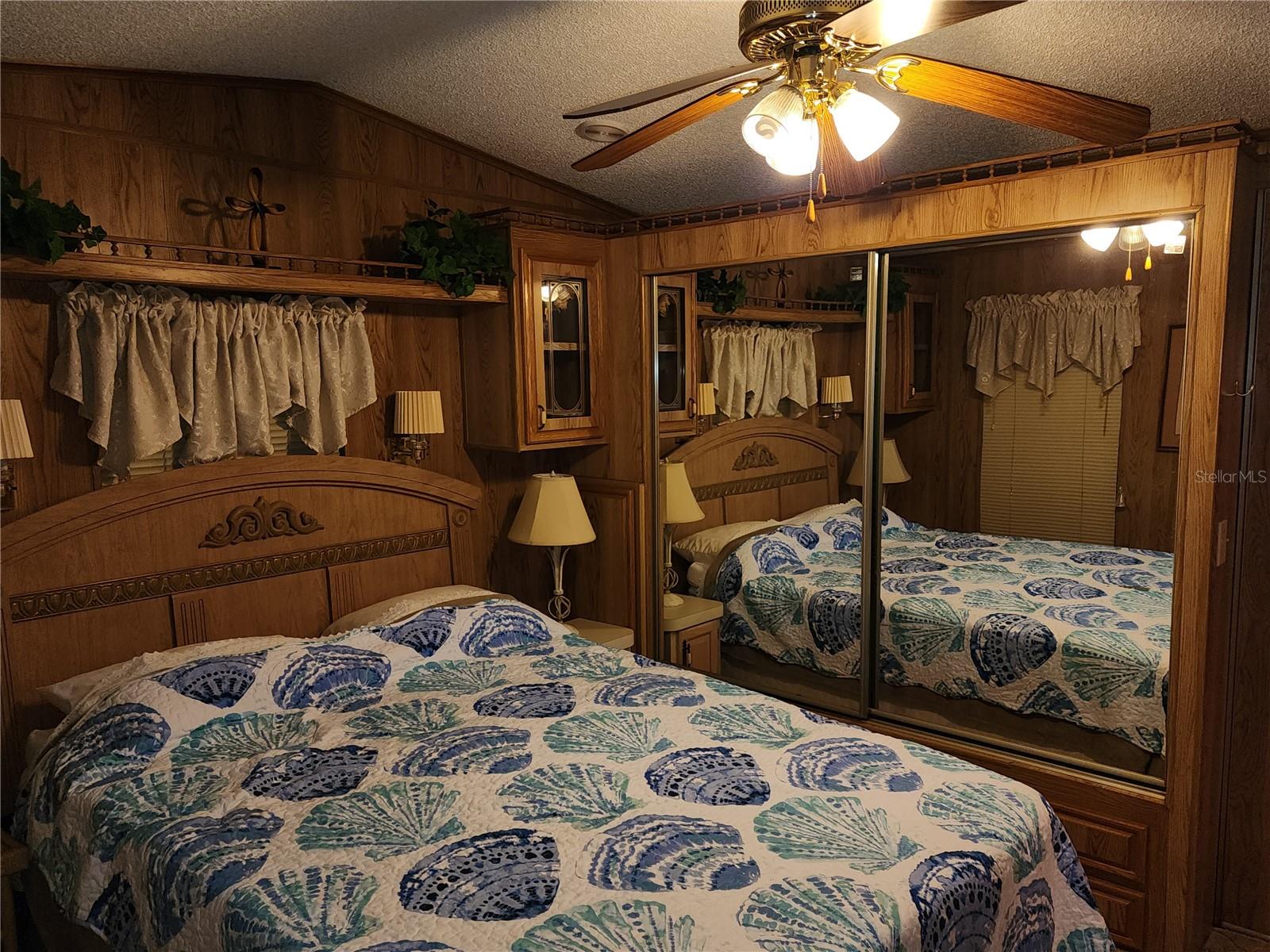 SARASOTA LAKES RV RESORT - Residential