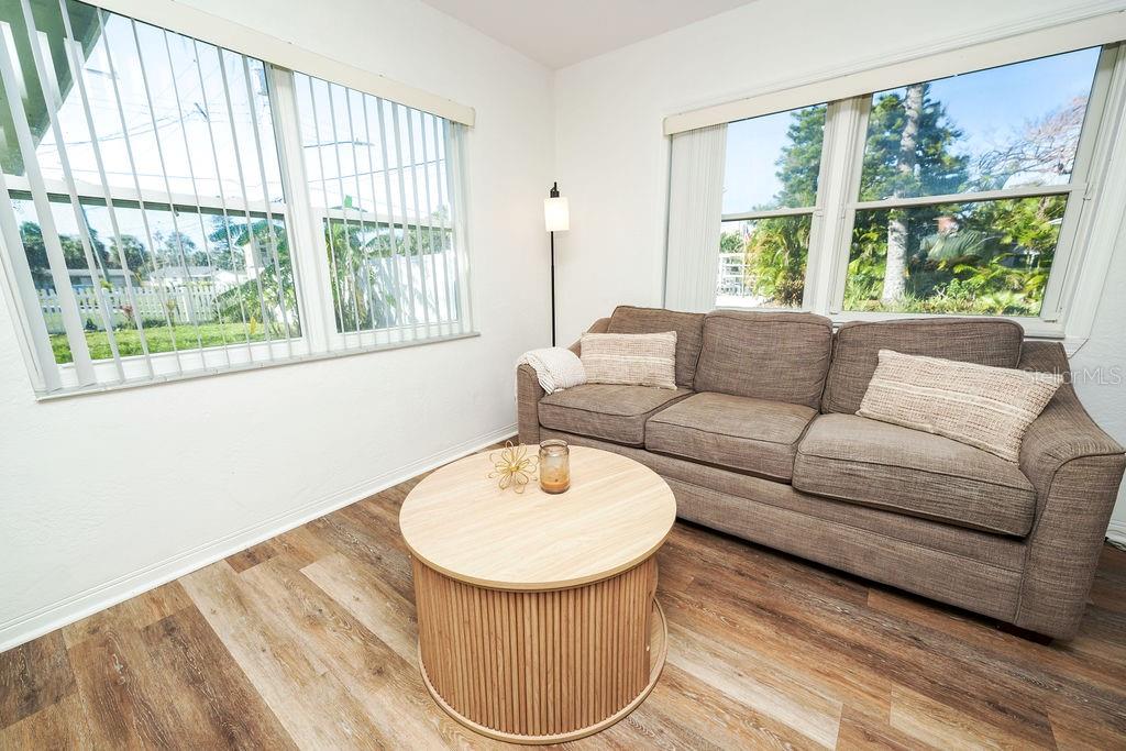 BELLE VISTA POINT - Residential