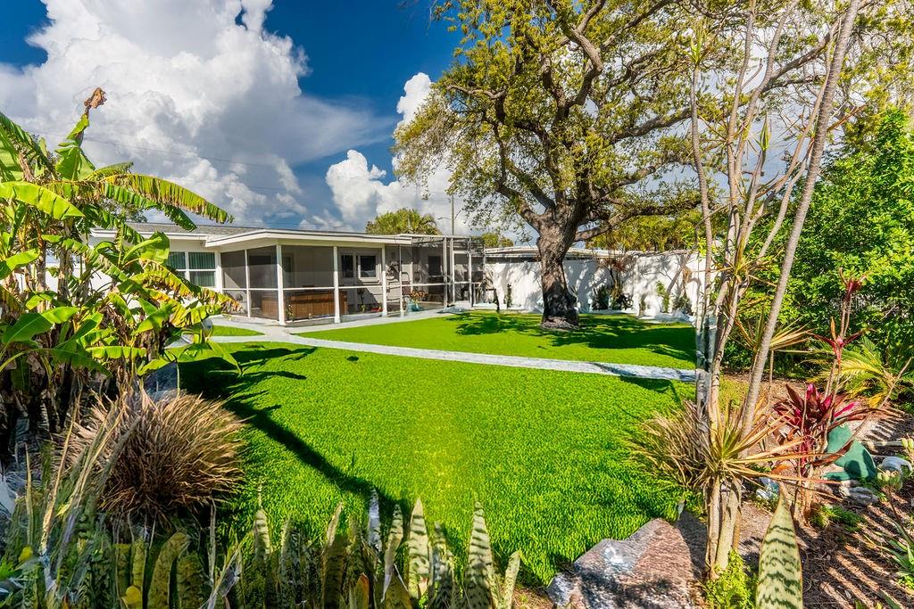 BELLE VISTA POINT - Residential