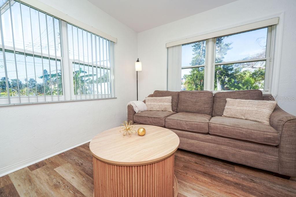 BELLE VISTA POINT - Residential