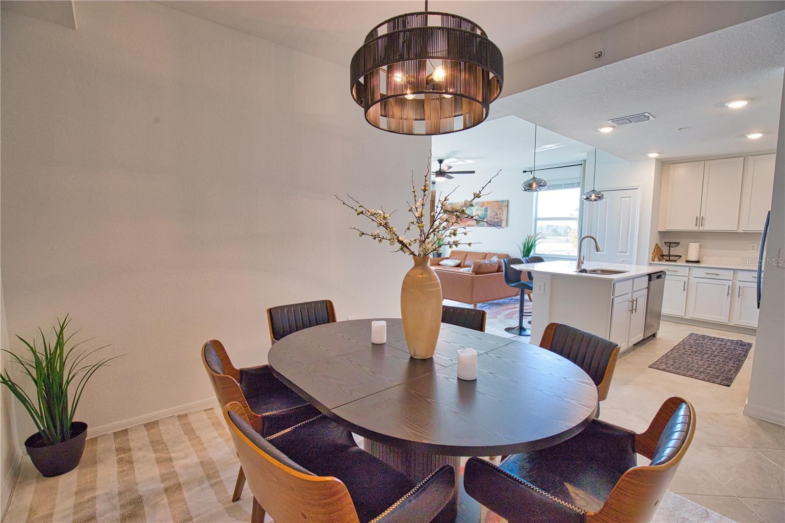 TERRACE V AT WELLEN PARK - Residential Lease