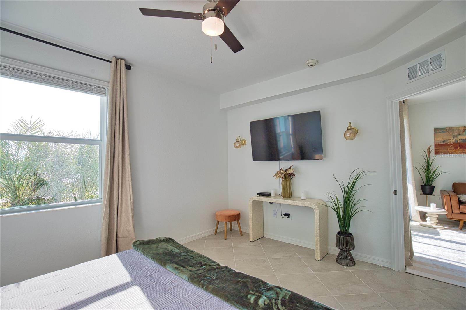 TERRACE V AT WELLEN PARK - Residential Lease