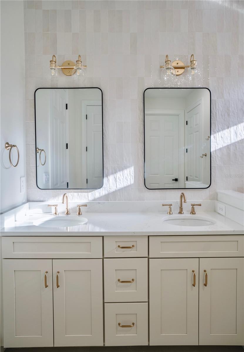 TOSCANA ISLES PH 6 UN 2 - Residential