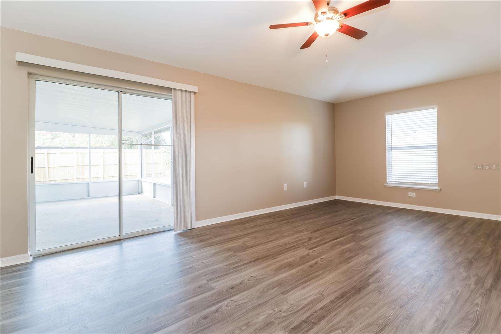 SPRING HILL - Residential Lease