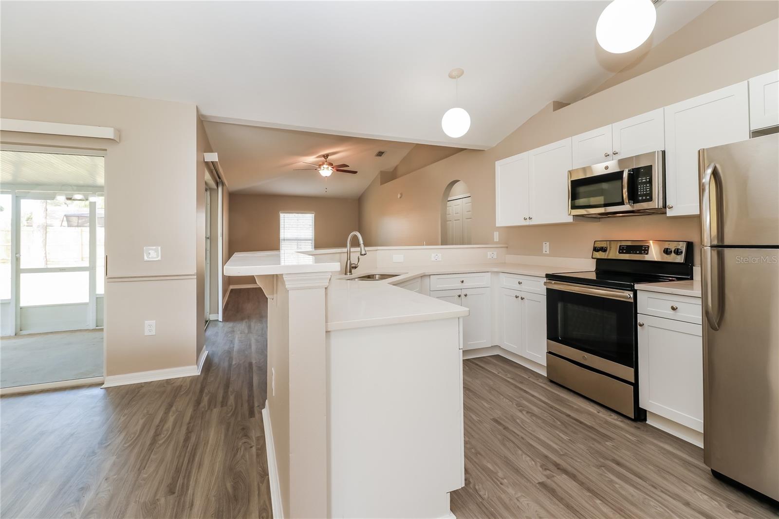 SPRING HILL - Residential Lease