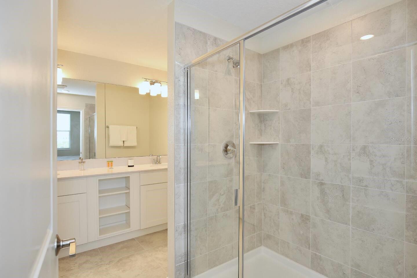 THE TERRACES AT STOREY LAKE CONDO 2 PH 14 - Residential