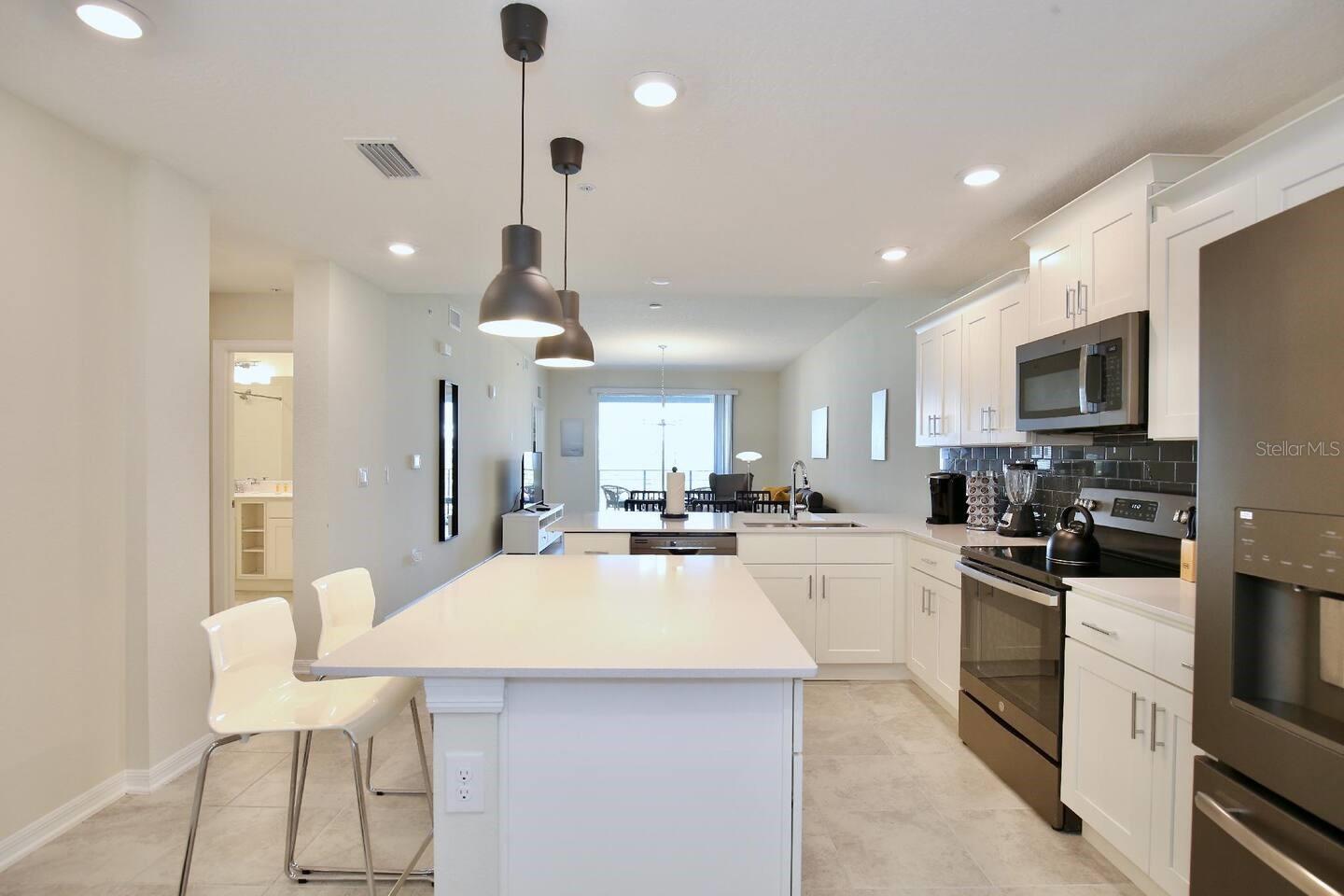 THE TERRACES AT STOREY LAKE CONDO 2 PH 14 - Residential