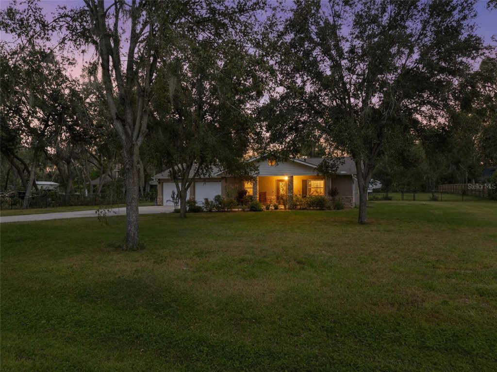 Photo of 7806 Valrie Lane, Riverview, FL 33569 (MLS # TB8436002)