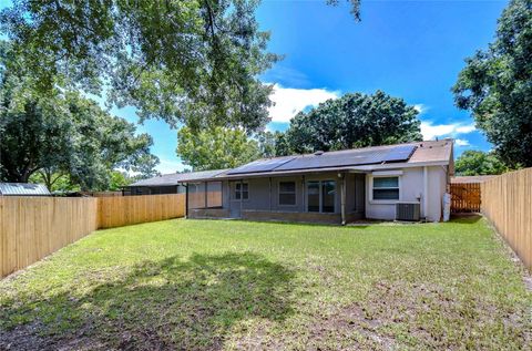 A home in RIVERVIEW