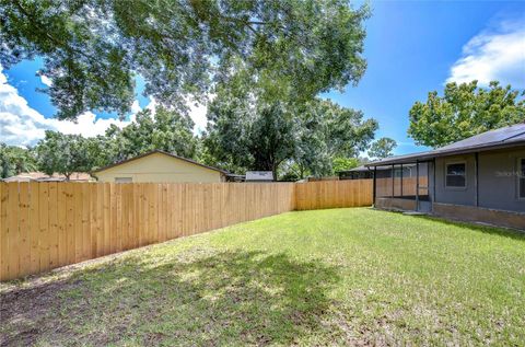 A home in RIVERVIEW