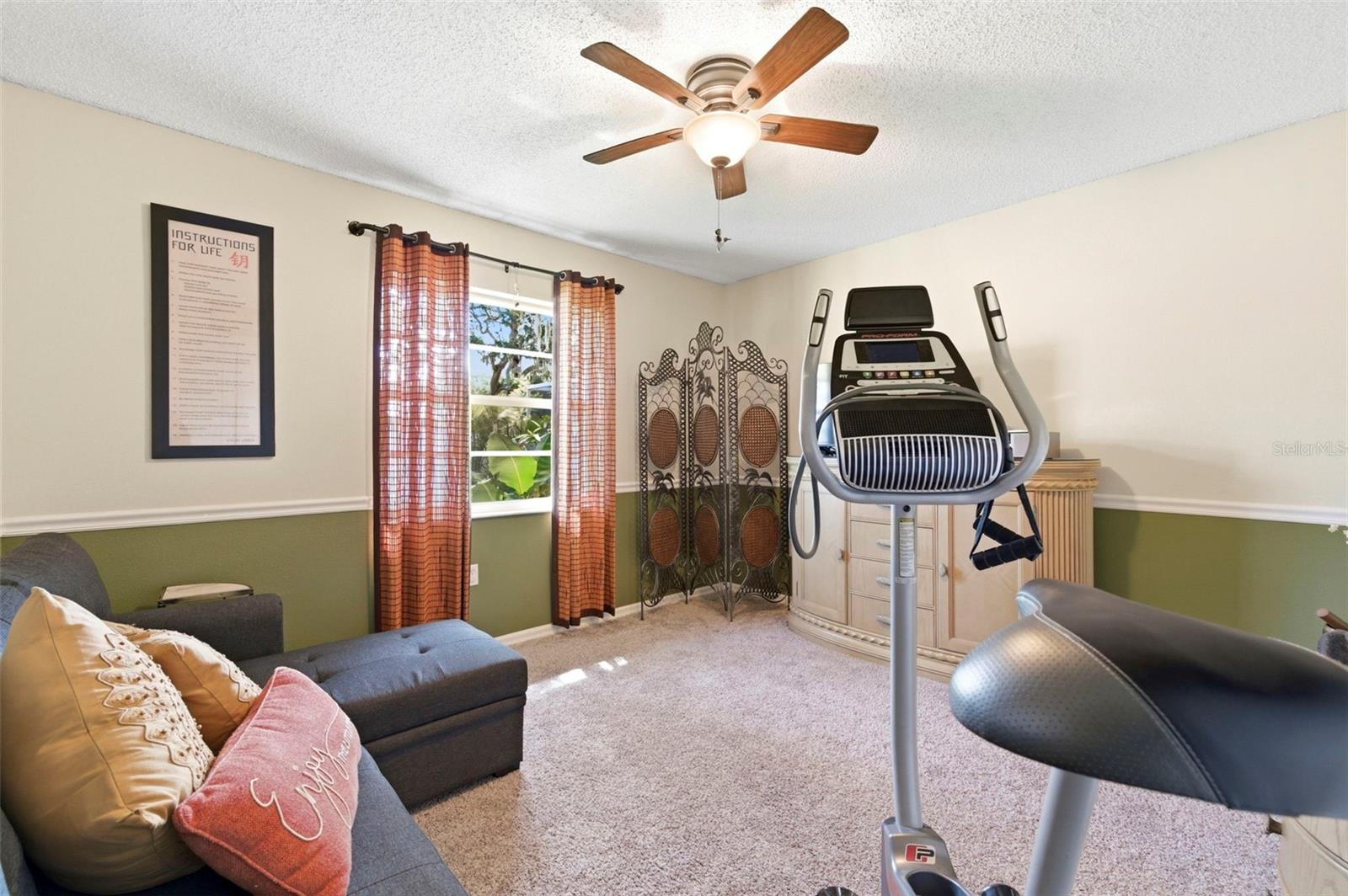 HUNTERS RIDGE - Residential