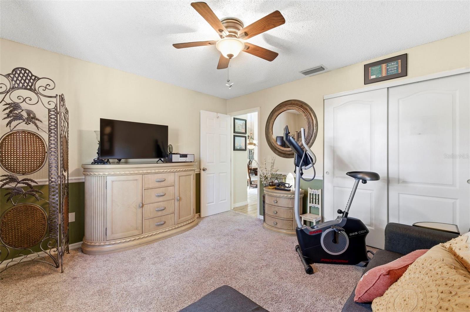 HUNTERS RIDGE - Residential