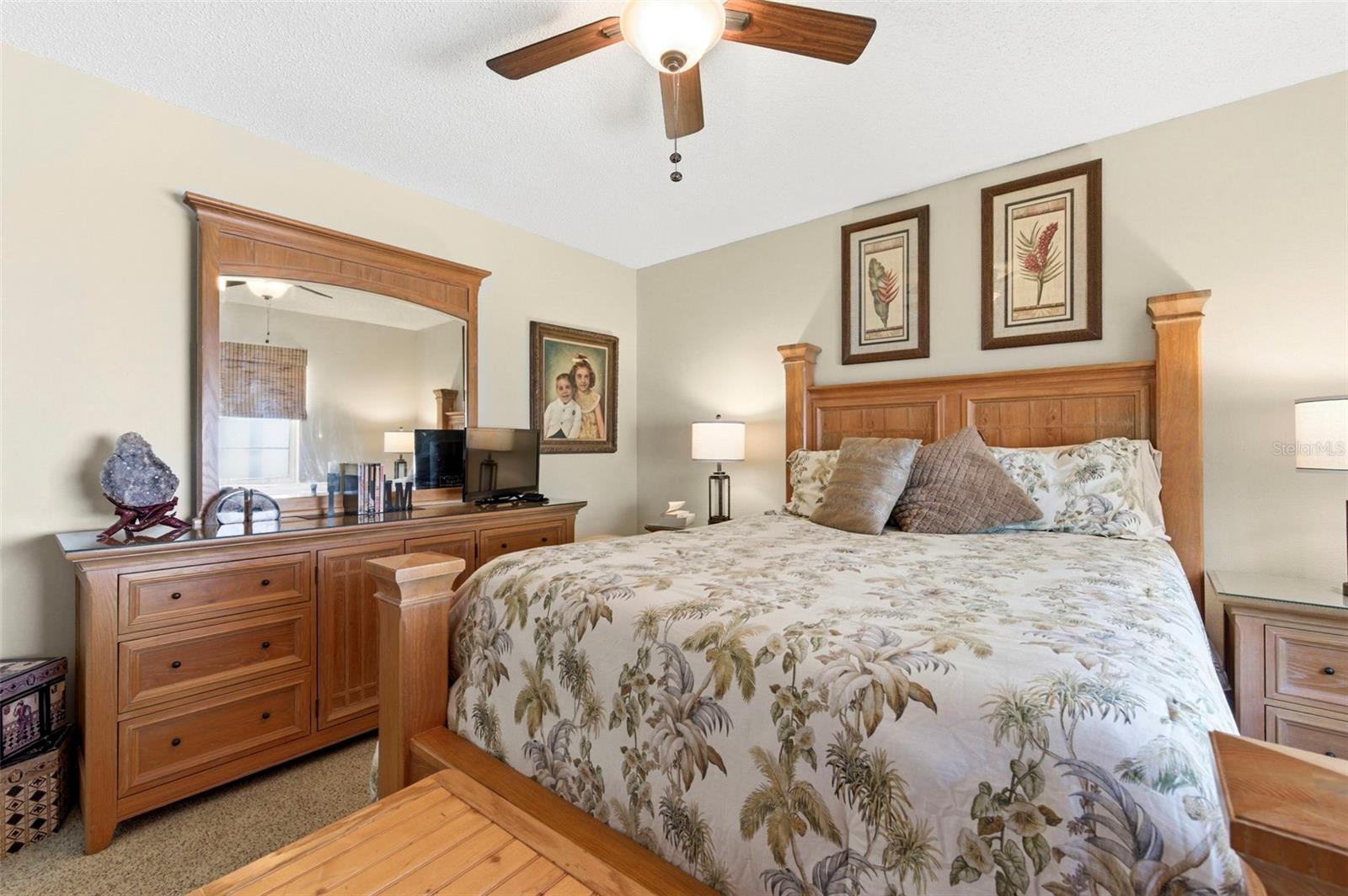 HUNTERS RIDGE - Residential