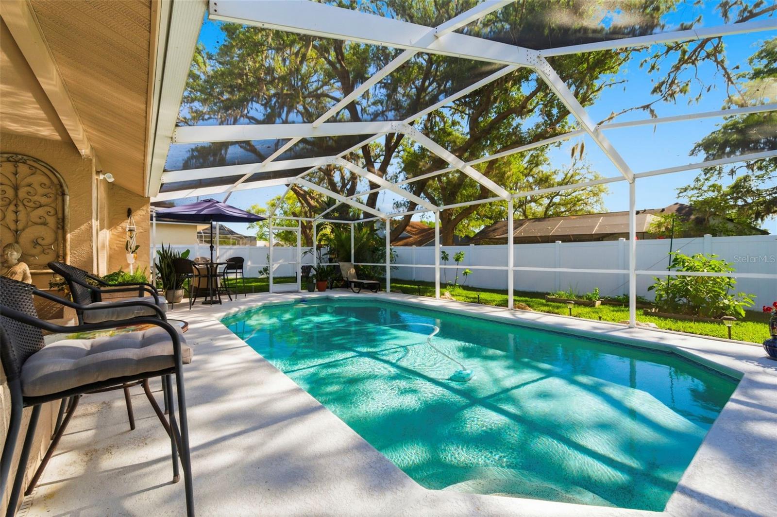 HUNTERS RIDGE - Residential