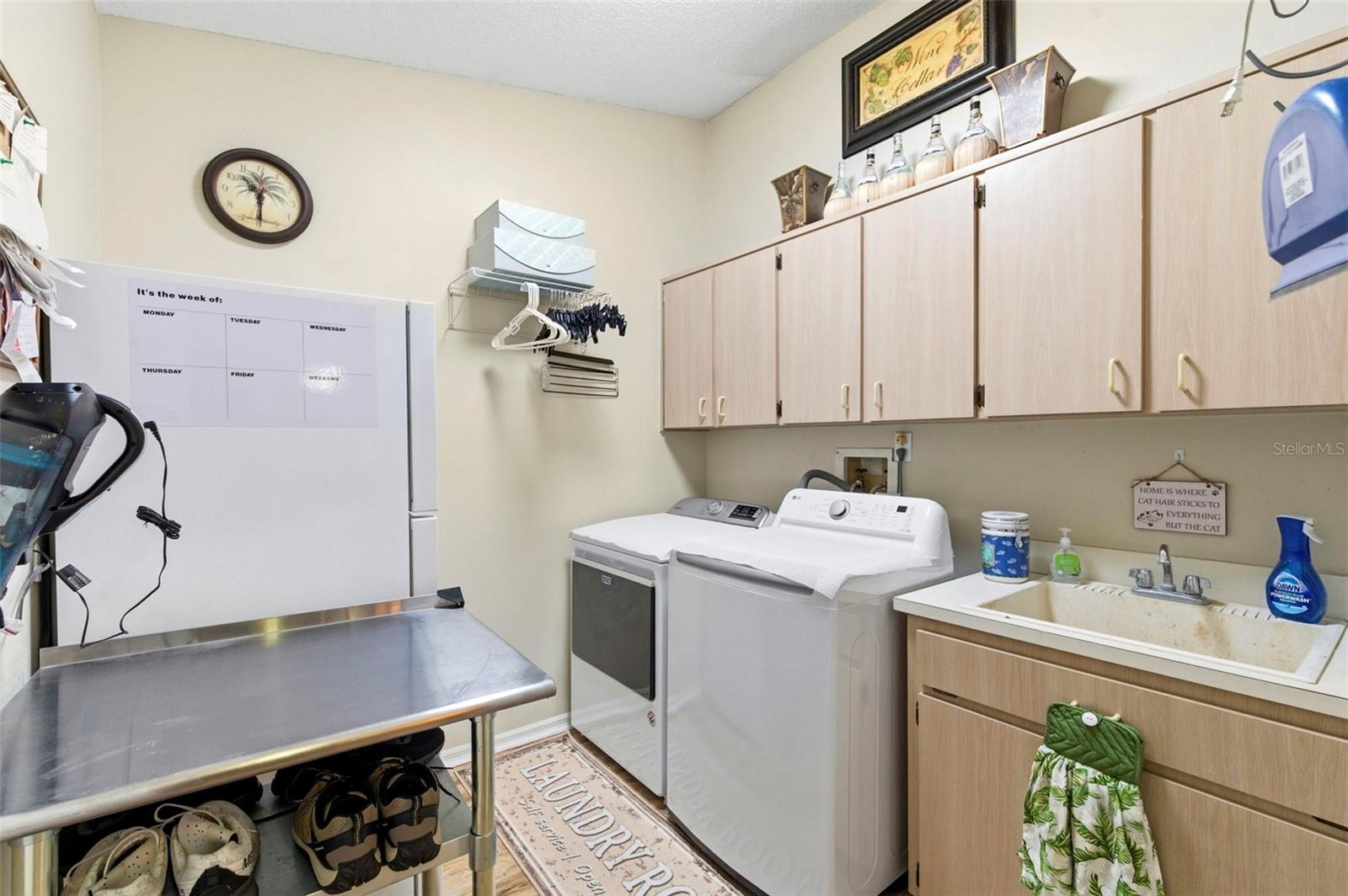 HUNTERS RIDGE - Residential