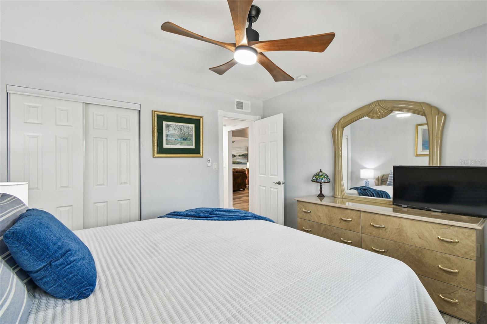 ROYAL STEWART ARMS - Residential