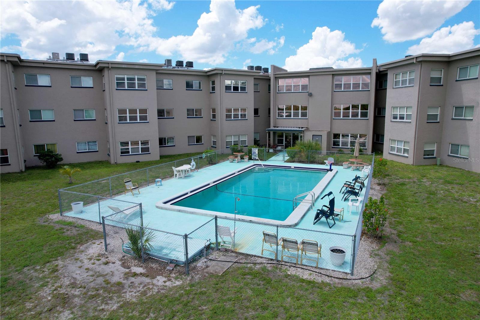 PLAZA VIEW - Residential