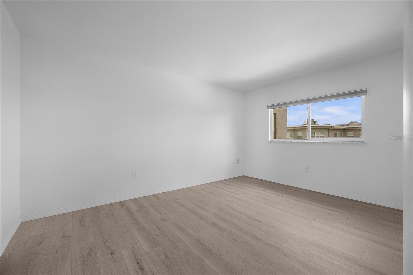 PLAZA VIEW - Residential