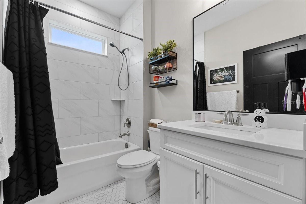 HIGHLAND PARK SUB - Residential