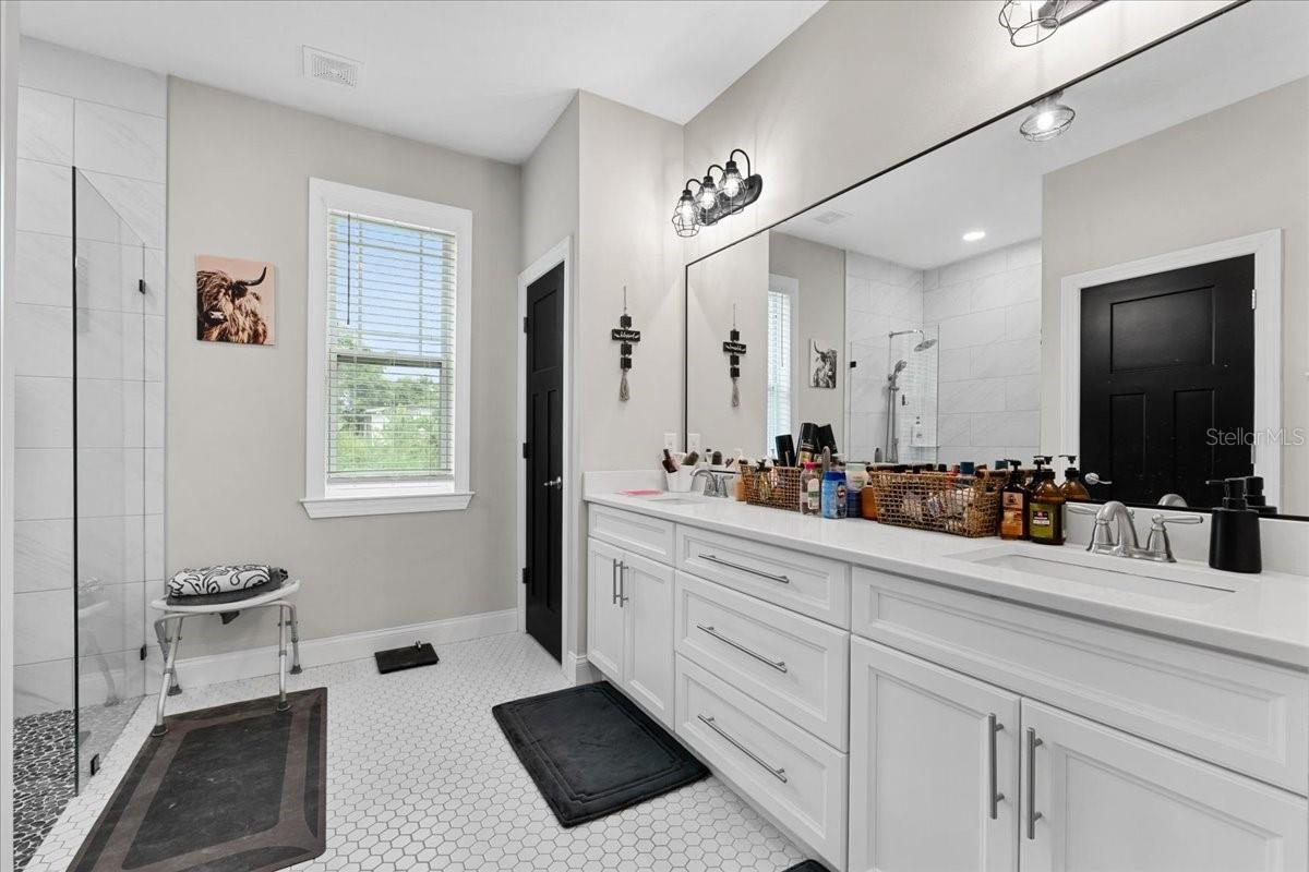 HIGHLAND PARK SUB - Residential