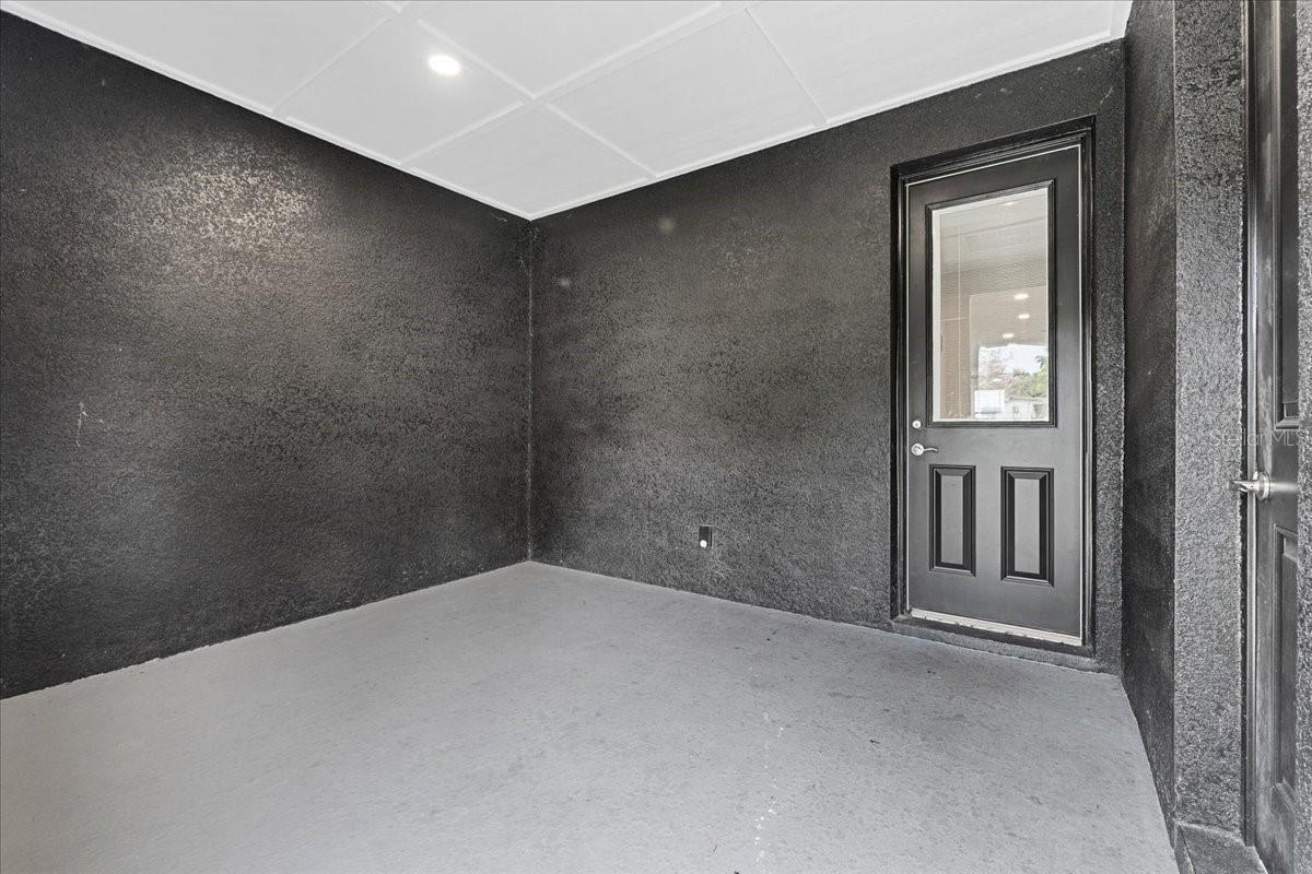 HIGHLAND PARK SUB - Residential