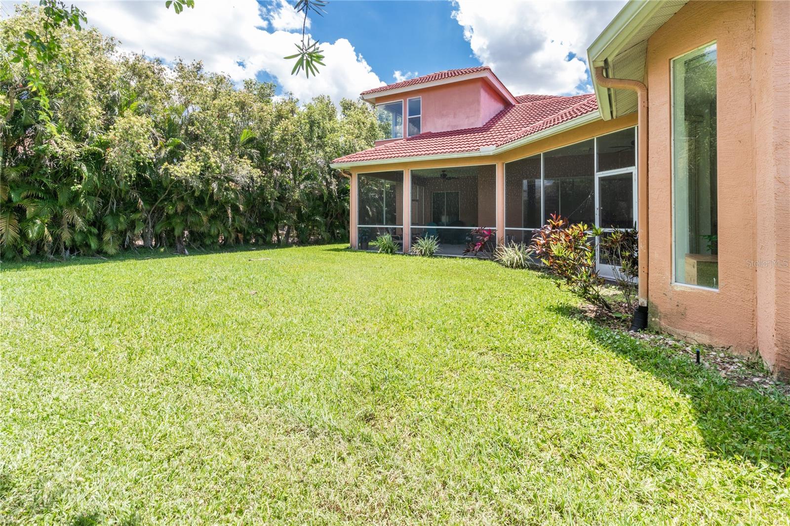 STONEBRIDGE - Residential