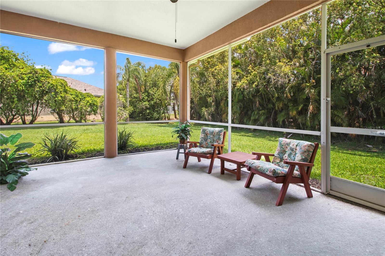 STONEBRIDGE - Residential