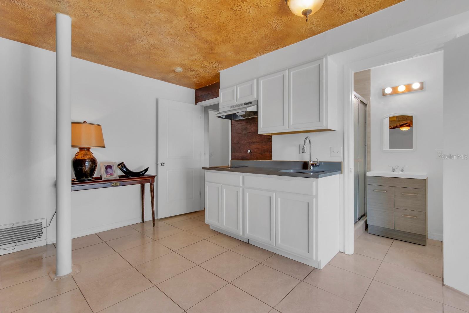 CITRUS COVE UNIT 01 - Residential