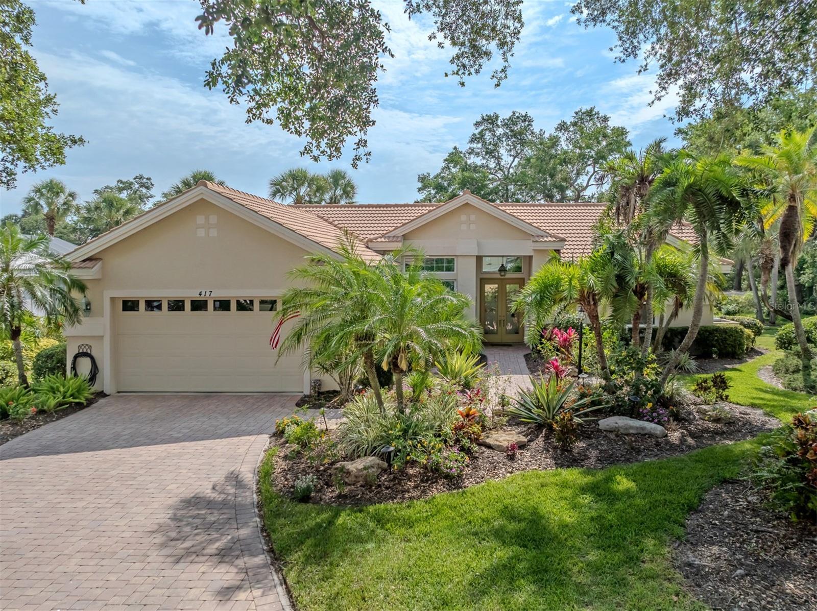 417 WELLINGTON COURT