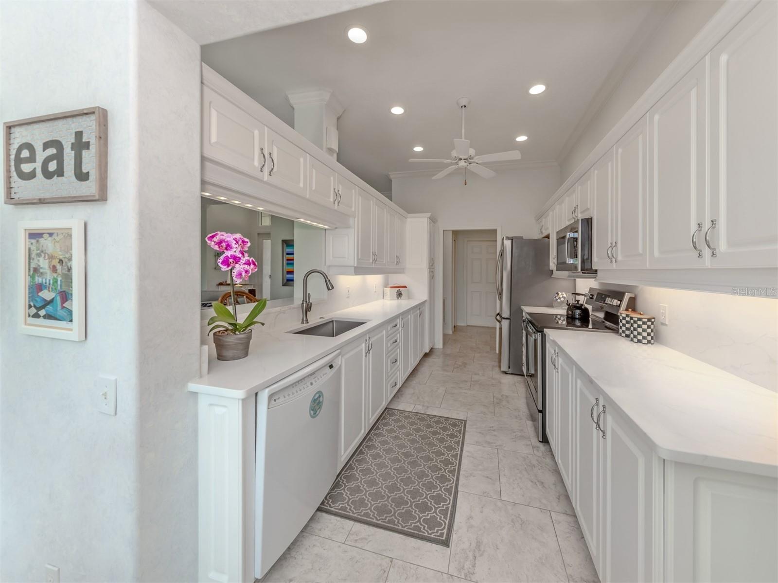 VENICE GOLF & COUNTRY CLUB - Residential