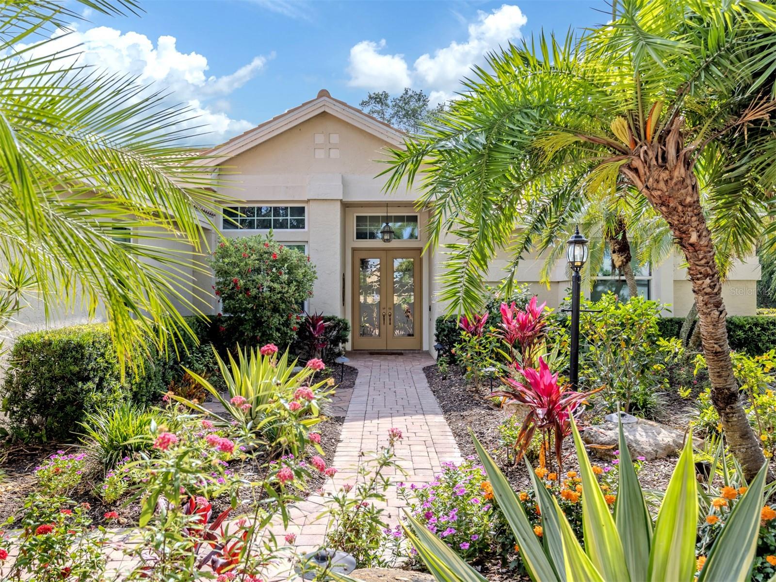 417 WELLINGTON COURT