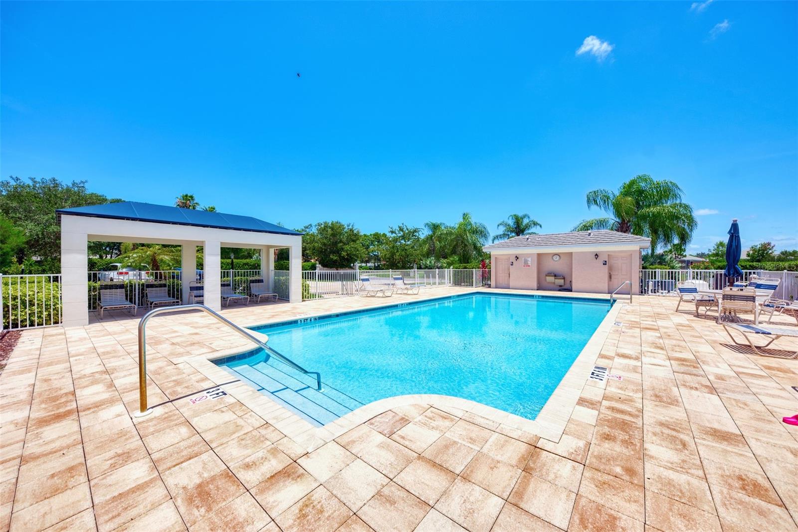 WEST LAKE GARDENS ST ANDREWS PARK - Residential