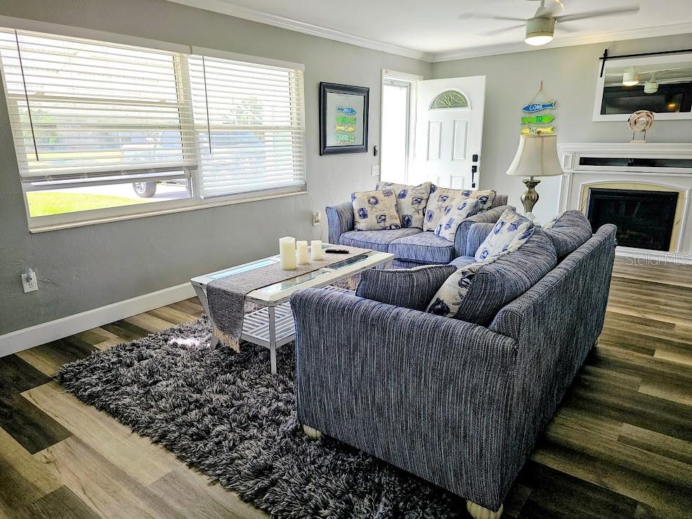 RIDGEWOOD GROVES - Residential