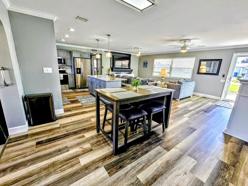 RIDGEWOOD GROVES - Residential