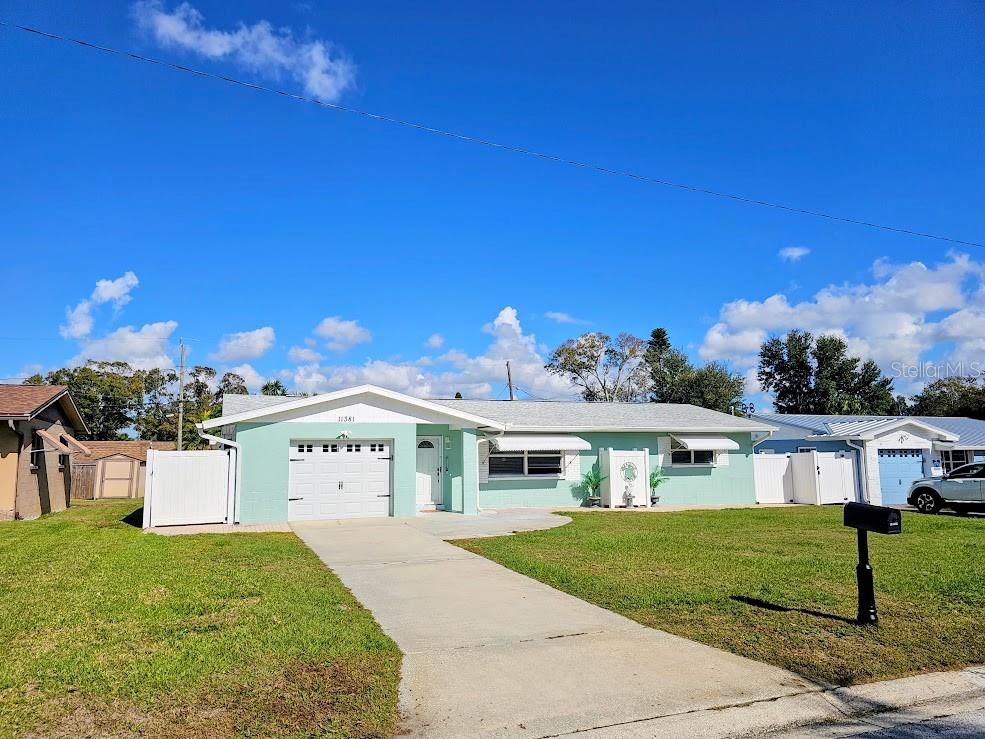 RIDGEWOOD GROVES - Residential