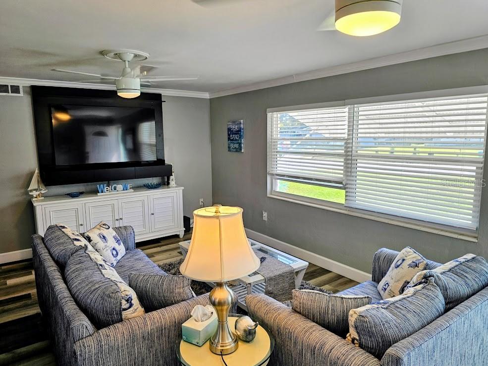 RIDGEWOOD GROVES - Residential